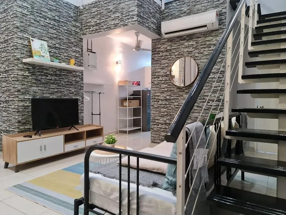 Maritime Luxury Duplex 2Bedrooms 6-10Pax Jelutong Apartment